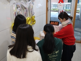 🎉 2025 동아리 연말파티 '와글와글'🎉